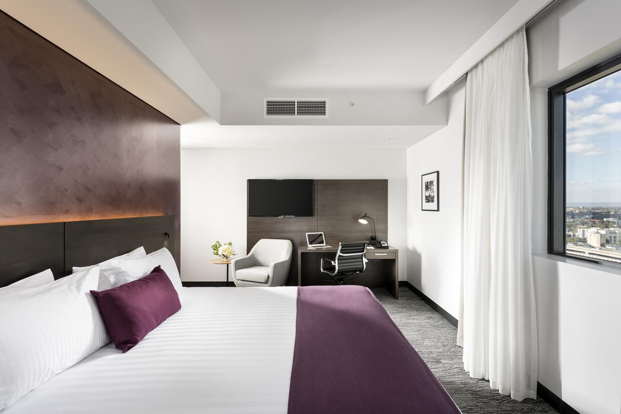 Holiday Inn West Perth By Ihg Екстериор снимка